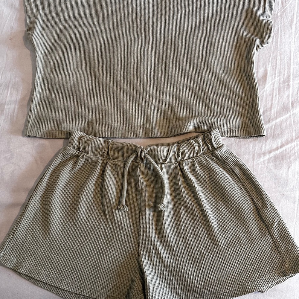 ZARA Girls 2-Piece Lounge Set – Size 13-14 (164 cm) – Excellent Condition - Picture 4 of 6